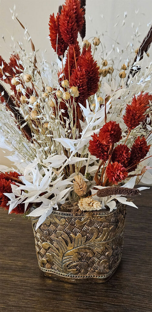 Closeup of Small Dried Flower Arrangement